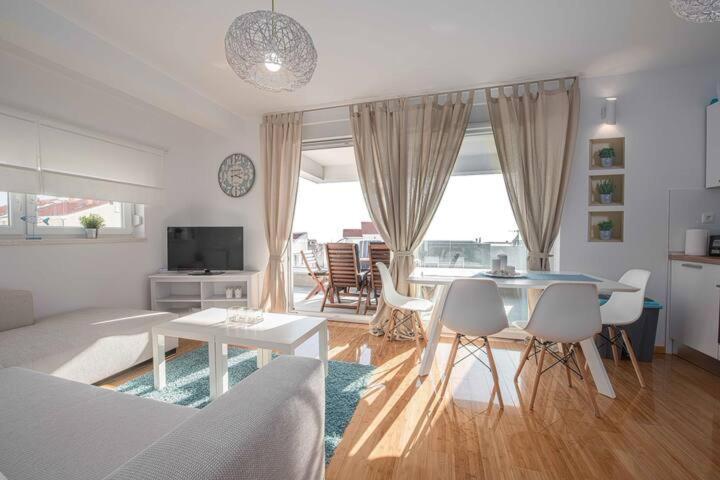 Blue Sky, Modern Sea View Apartment Novalja Extérieur photo